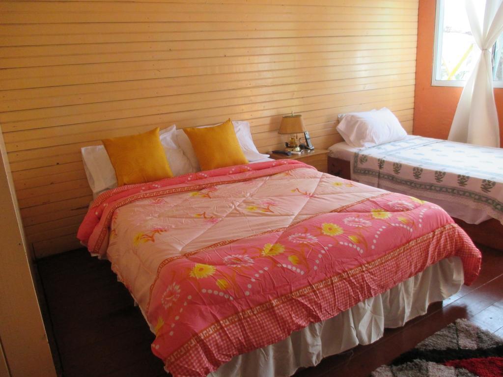 Hotel Flemming Tree Providencia Island Buitenkant foto