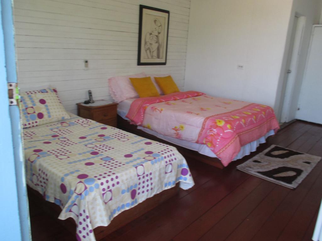 Hotel Flemming Tree Providencia Island Buitenkant foto