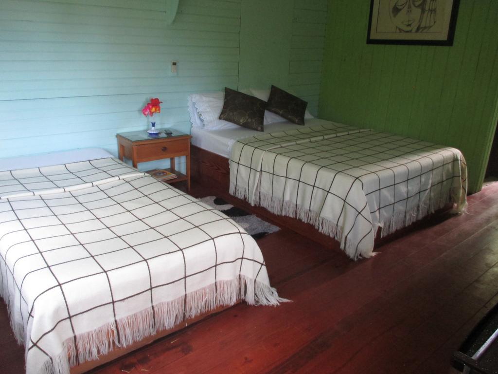 Hotel Flemming Tree Providencia Island Buitenkant foto