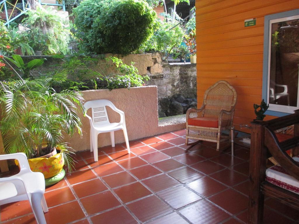 Hotel Flemming Tree Providencia Island Buitenkant foto