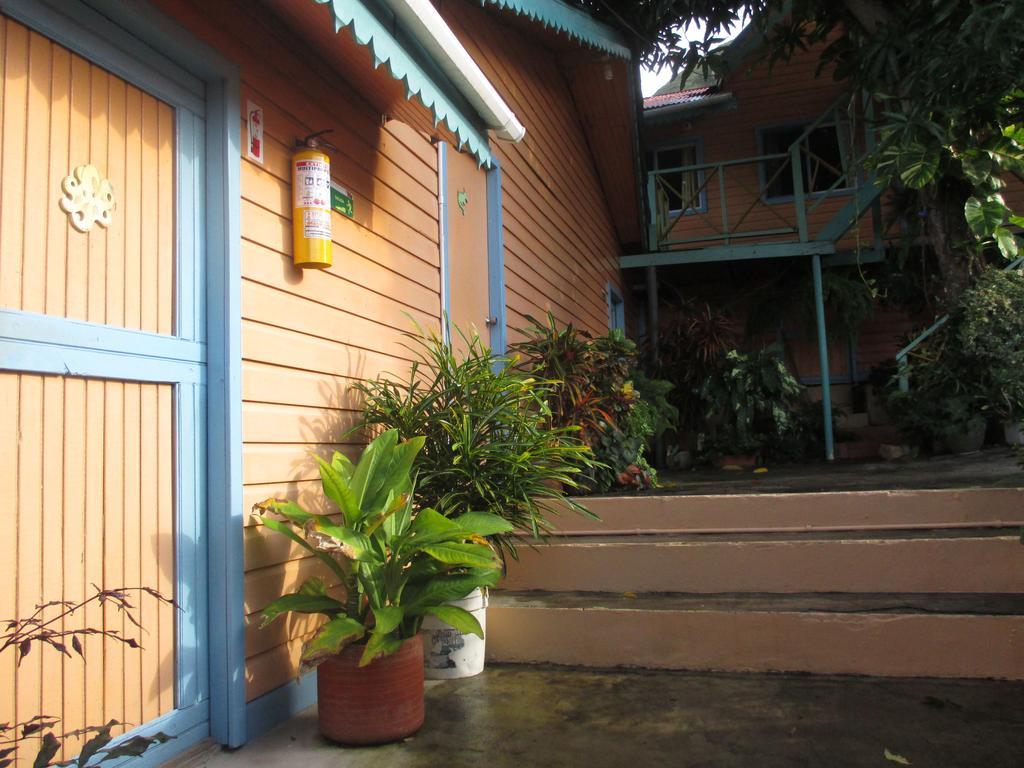 Hotel Flemming Tree Providencia Island Buitenkant foto