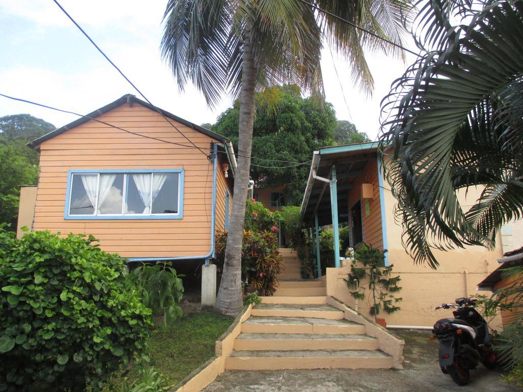 Hotel Flemming Tree Providencia Island Buitenkant foto