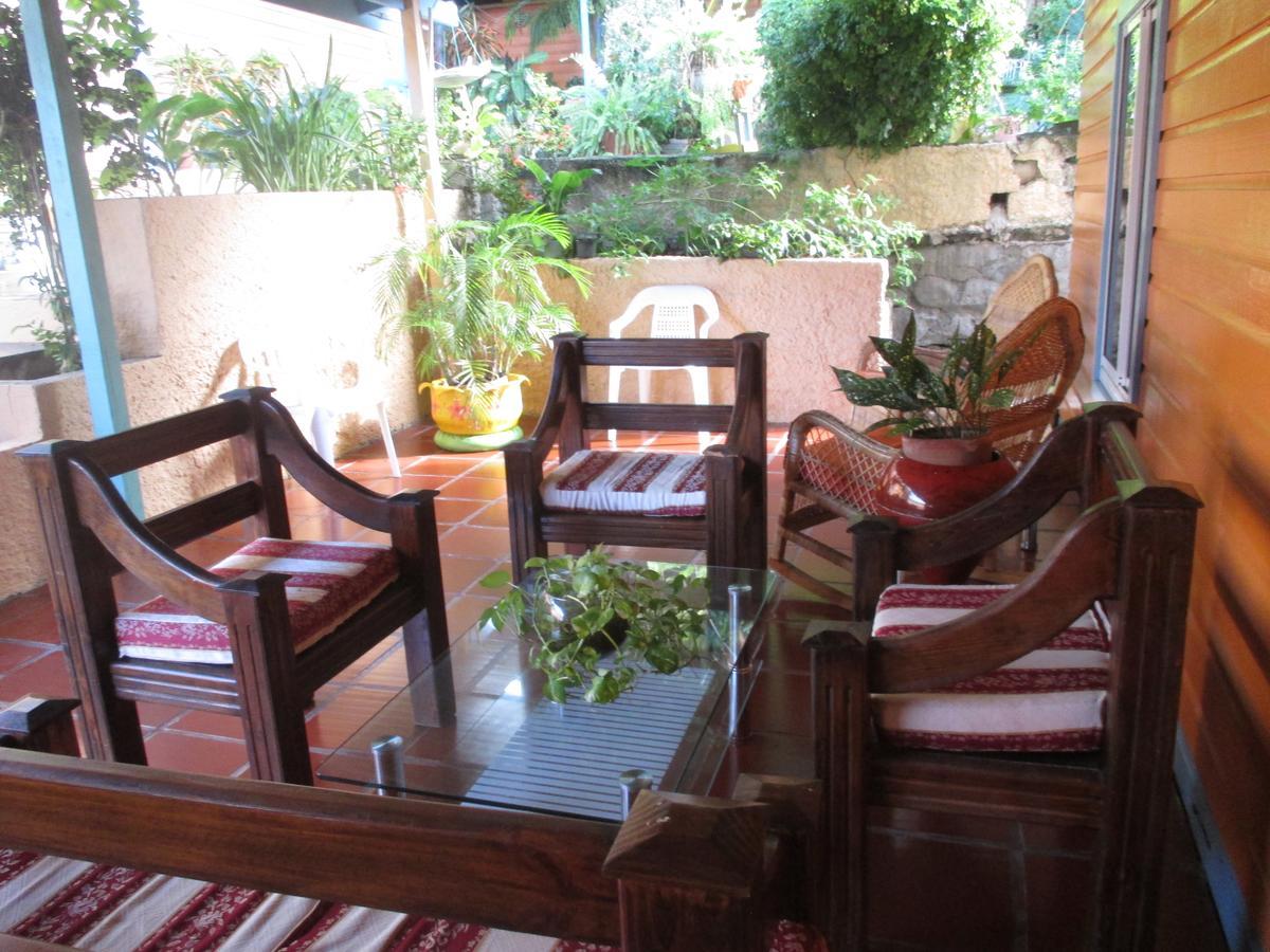 Hotel Flemming Tree Providencia Island Buitenkant foto